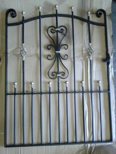 Single metal garden gate - garden, bow